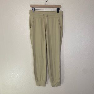 Lululemon Jogger Pants Women Size 8 Tan Beige Ready To Rulu